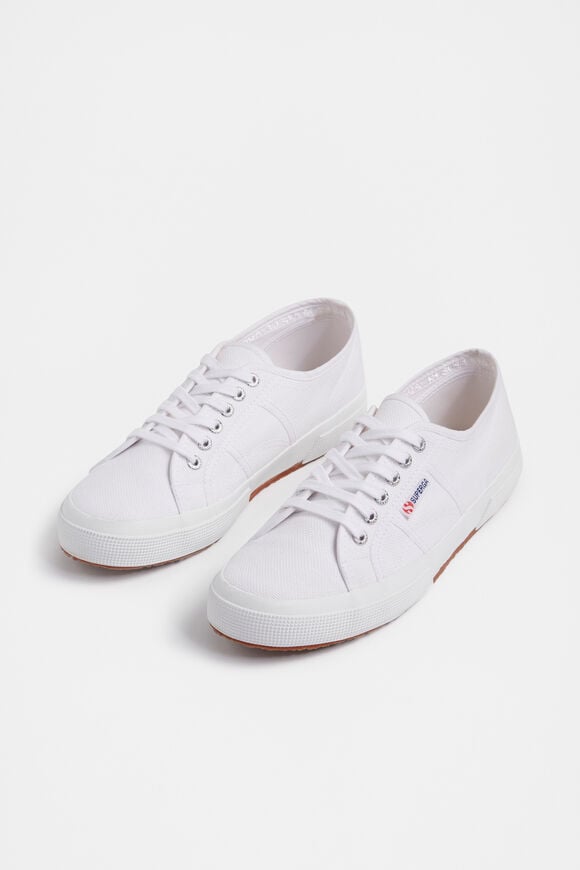 Mens Superga Classic Sneaker  White  hi-res