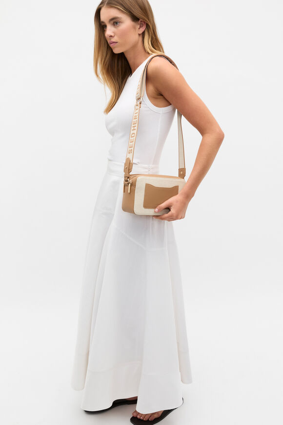 Camera Bag  Caramel  hi-res