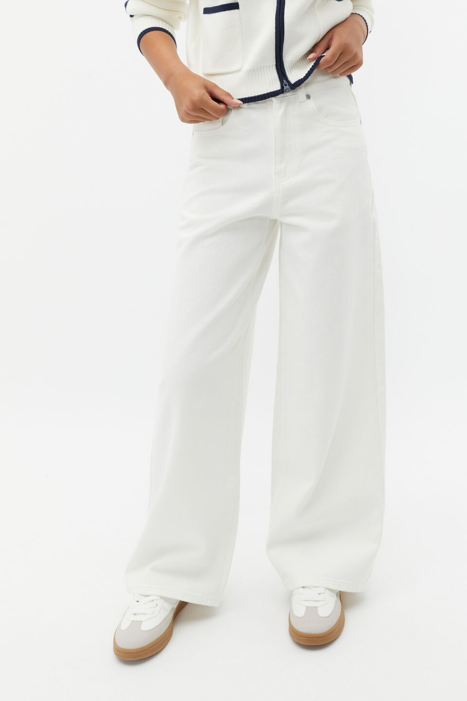 Essential Wide Leg Jean  Light Cream