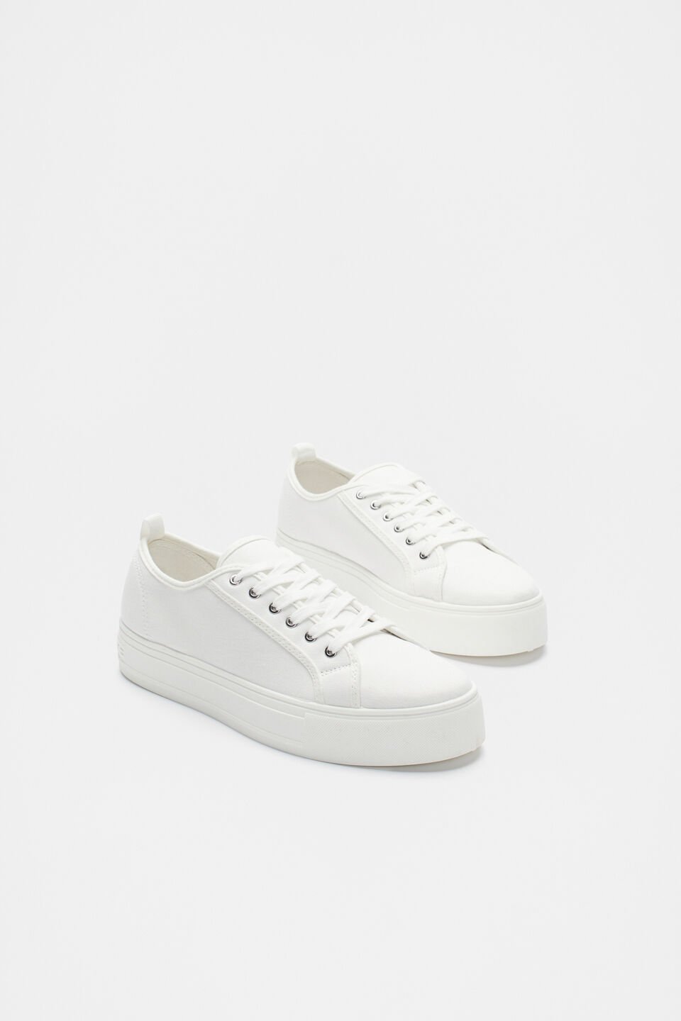 Selena Sneaker  White