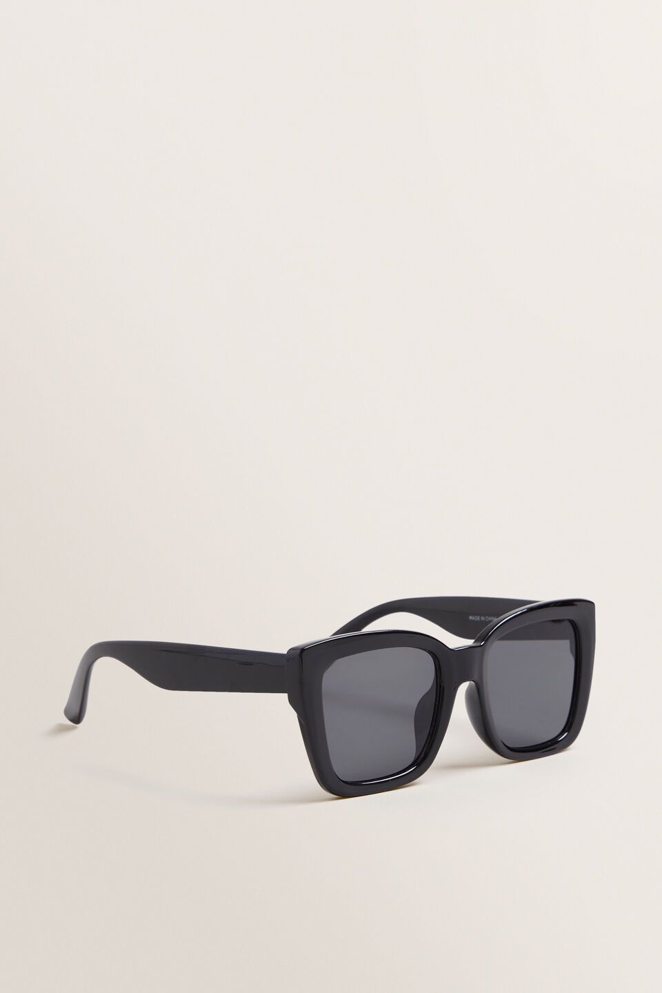 Blake D-Frame Sunglasses  