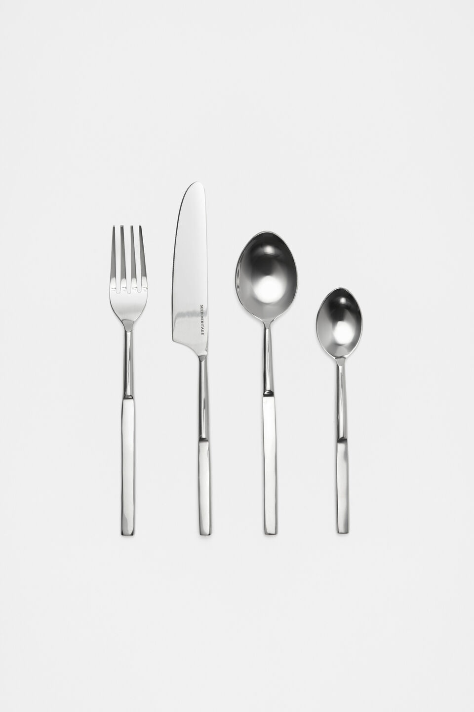 Atlas Cutlery Set of 16  Silver