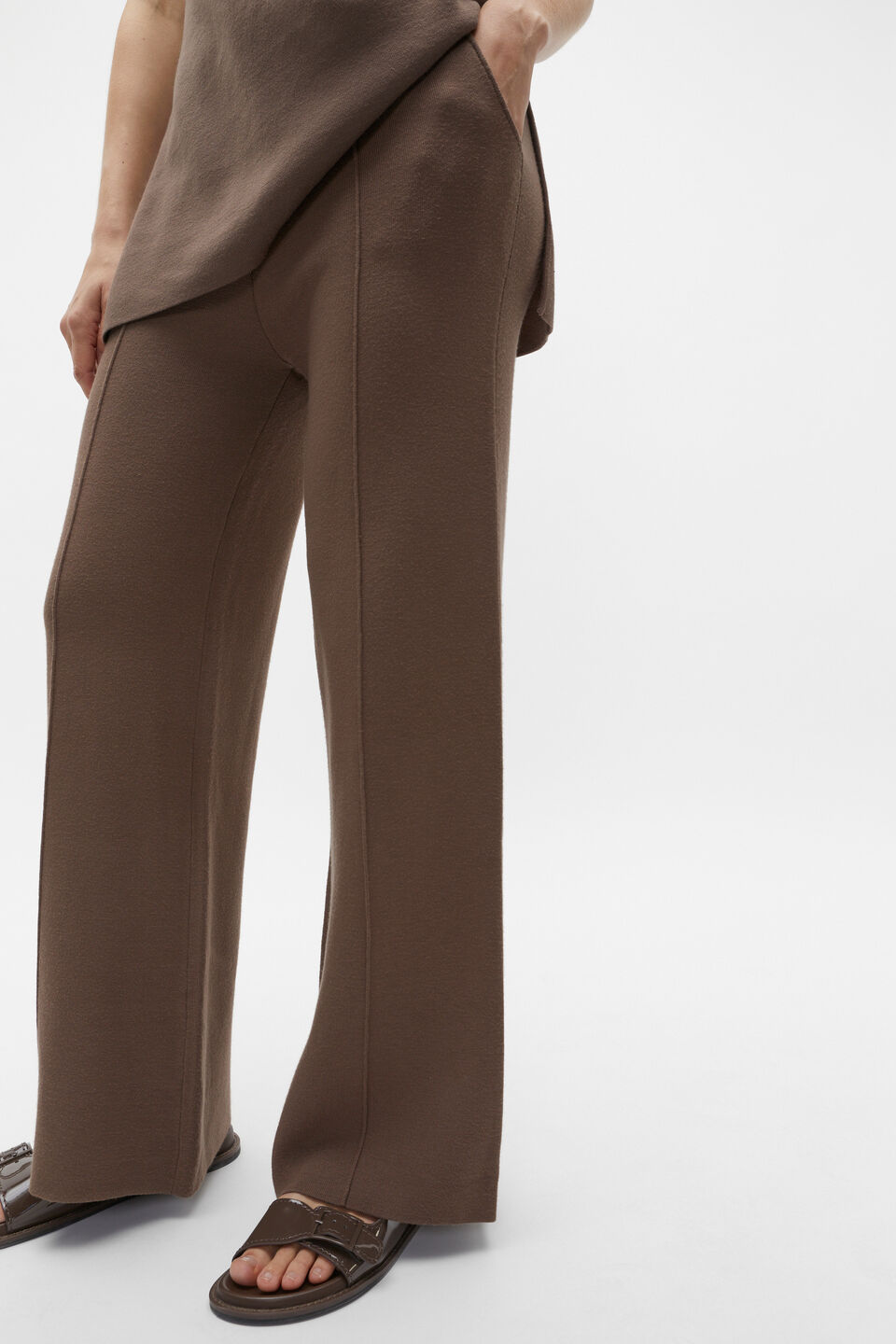 Double Knit Pocket Pant  Affogato