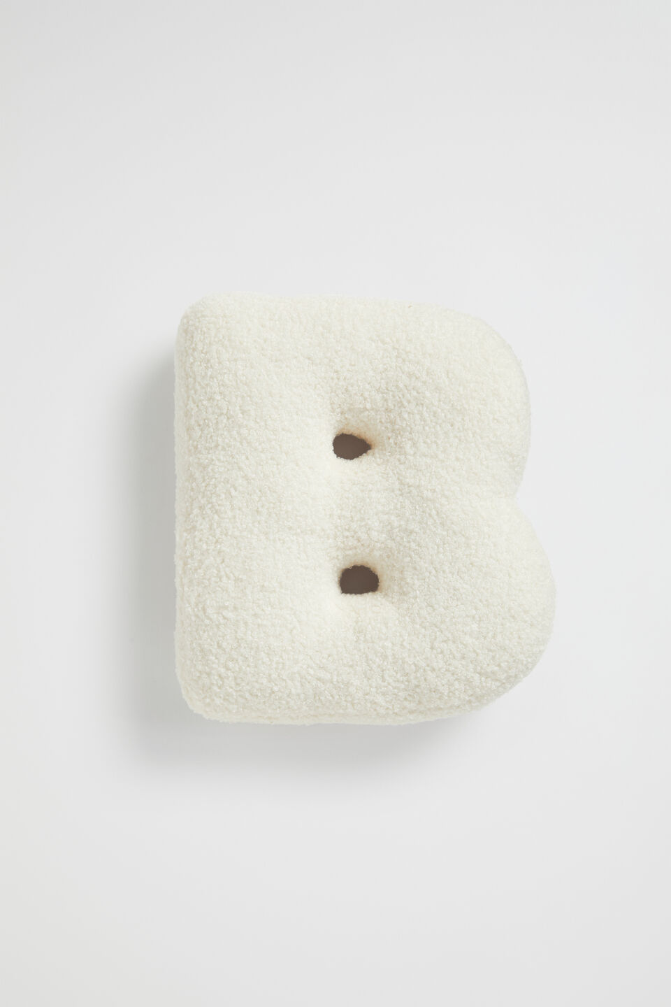 Teddy Initial Cushion Creme  B