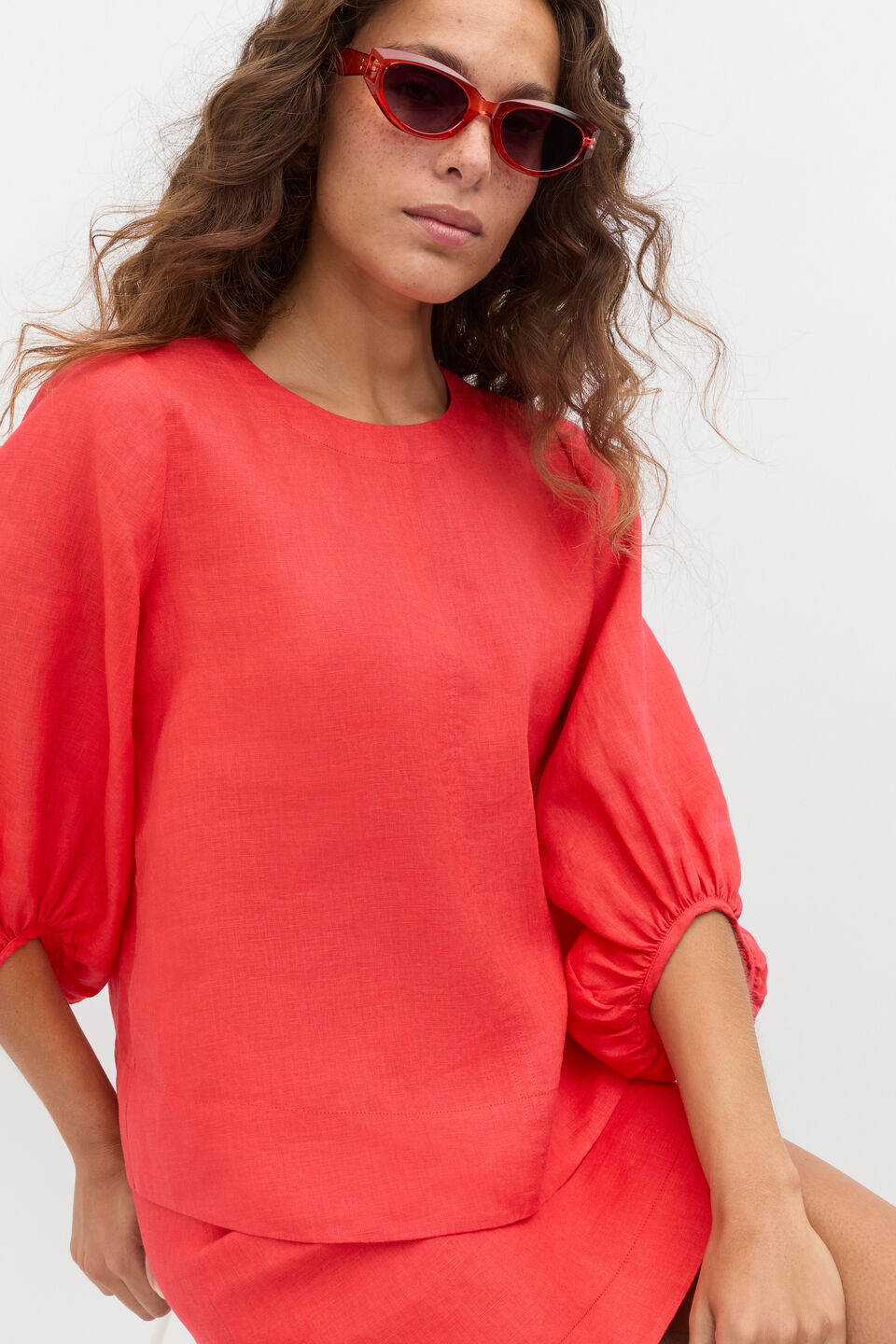 Lida Cat Eye Sunglasses  Electric Crimson