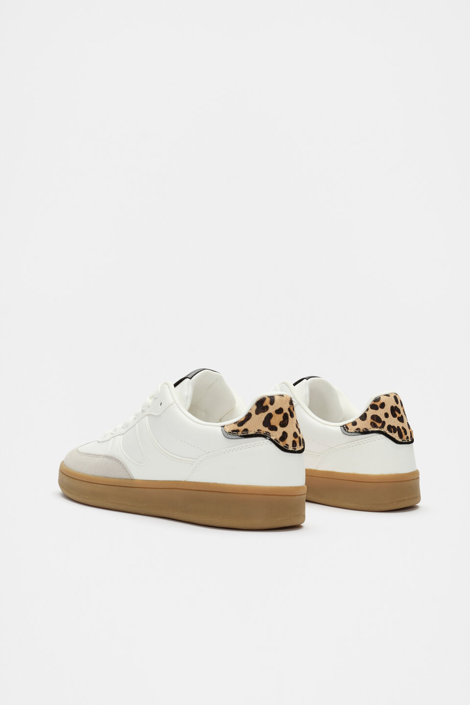 Classic Retro Trainer  White Ocelot