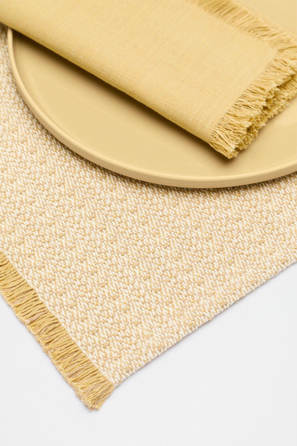Avery Placemat Set of 4  Honey