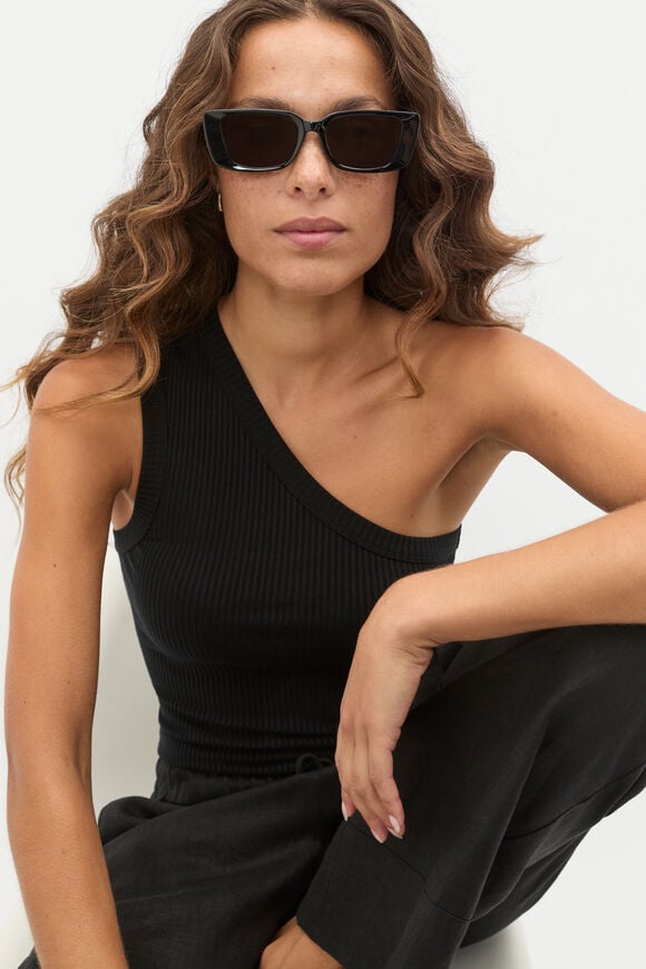 Poppy Rectangle Sunglasses  Black  hi-res