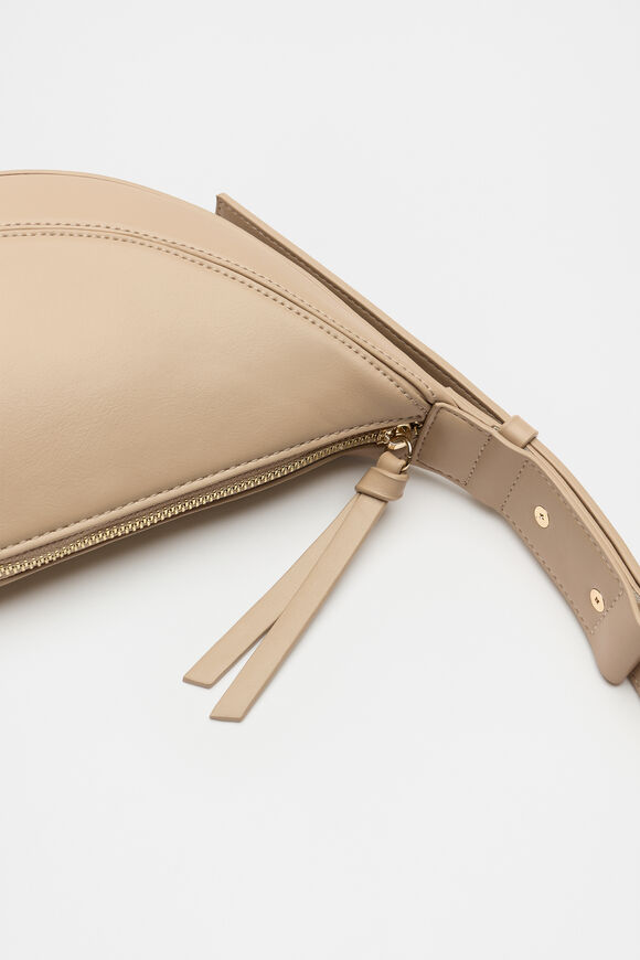 Relaxed Crossbody Bag  Rye  hi-res