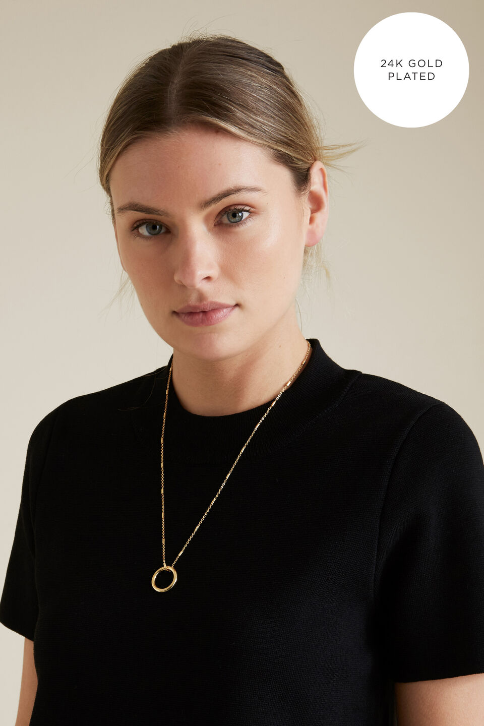 Circle Pendant Necklace  9