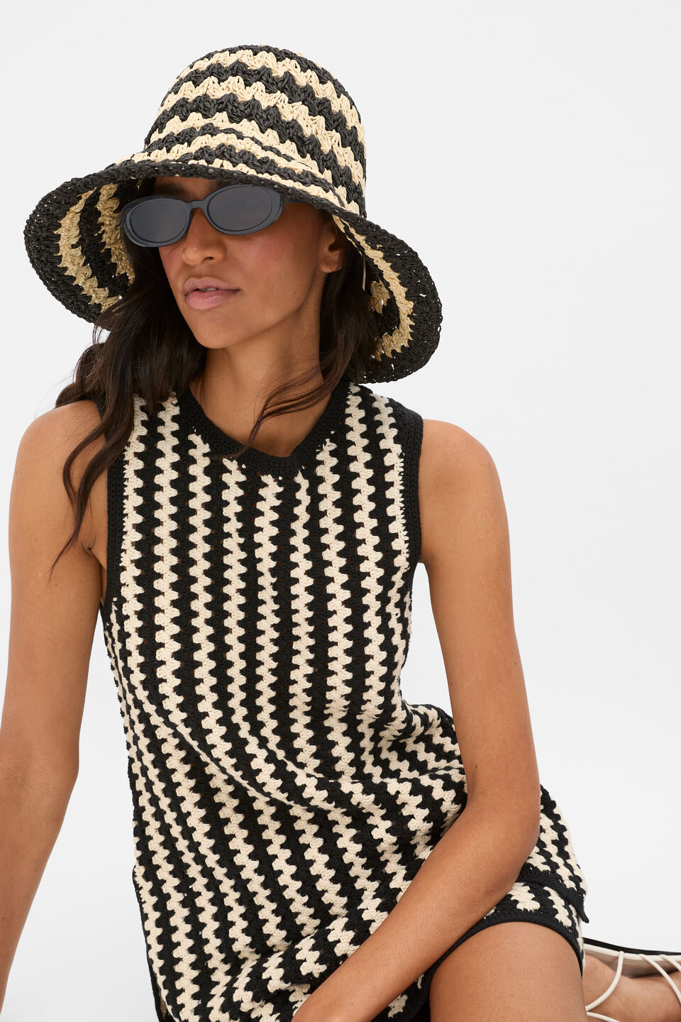 Two Tone Wide Brim Hat  Black