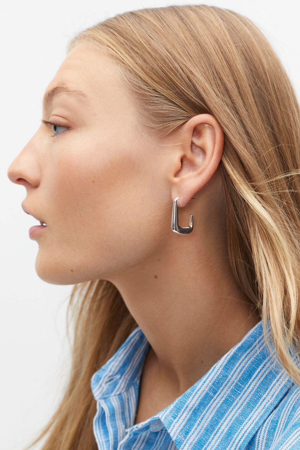 Small Rectangular Hoop  Silver