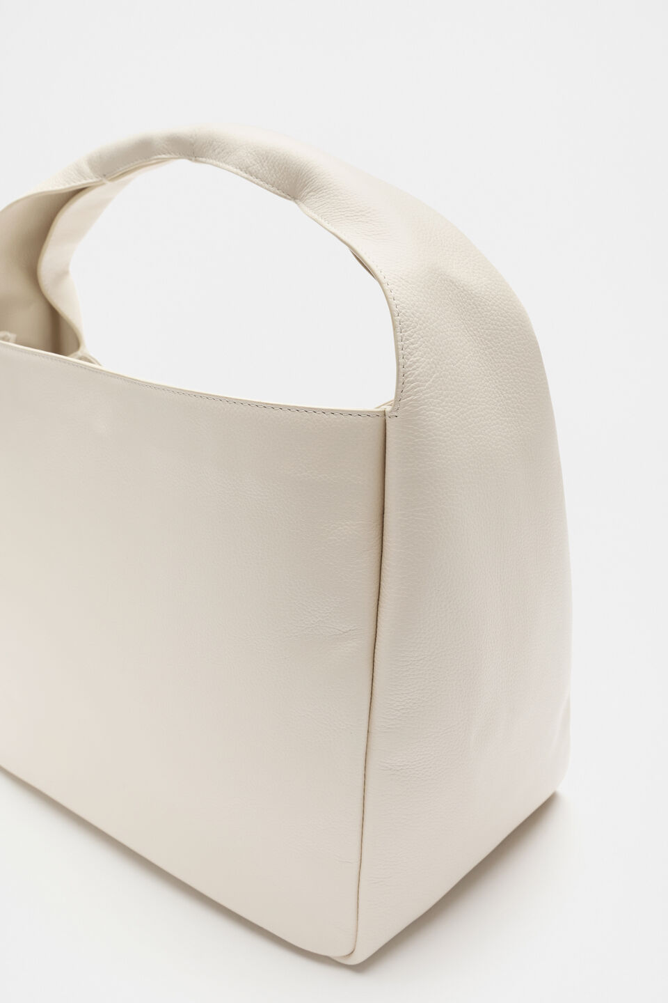Leather Curved Tote  Tofu