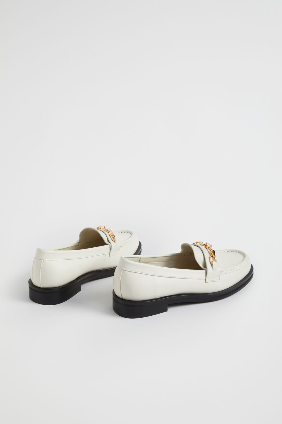 Zarah Loafer  Bone