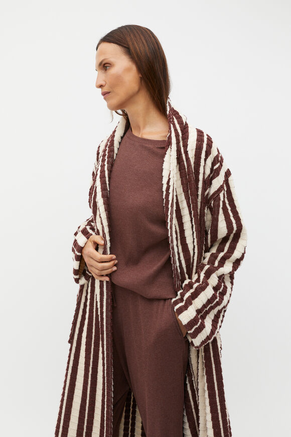 Pascoe Robe  Claret  hi-res