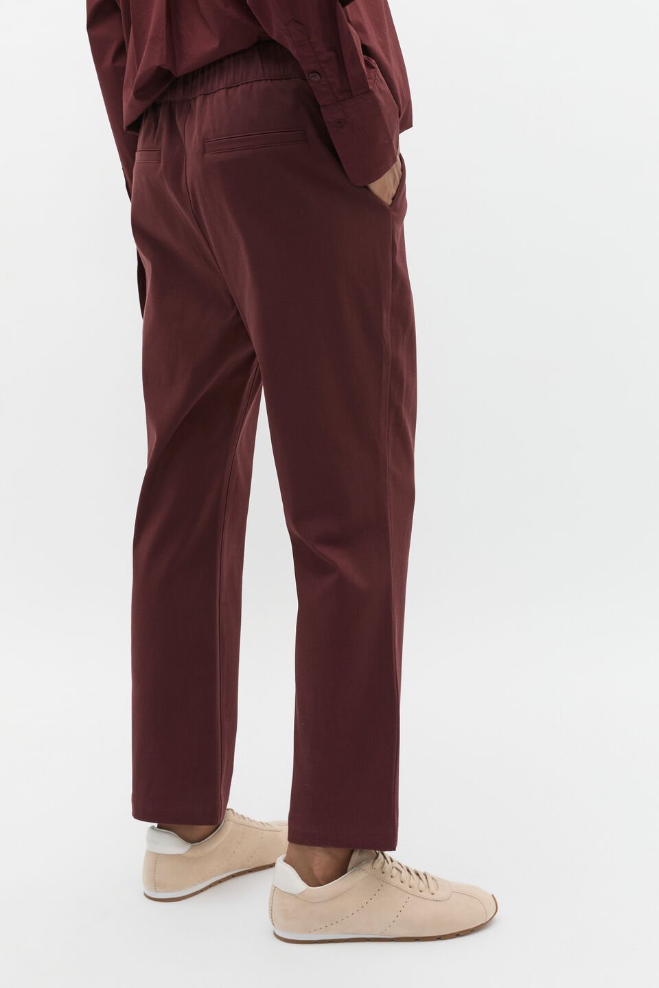 Tapered Leg Pleat Front Pant  Merlot