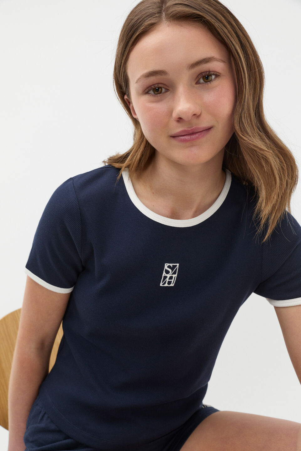 Contrast Bind Logo Tee  New Navy