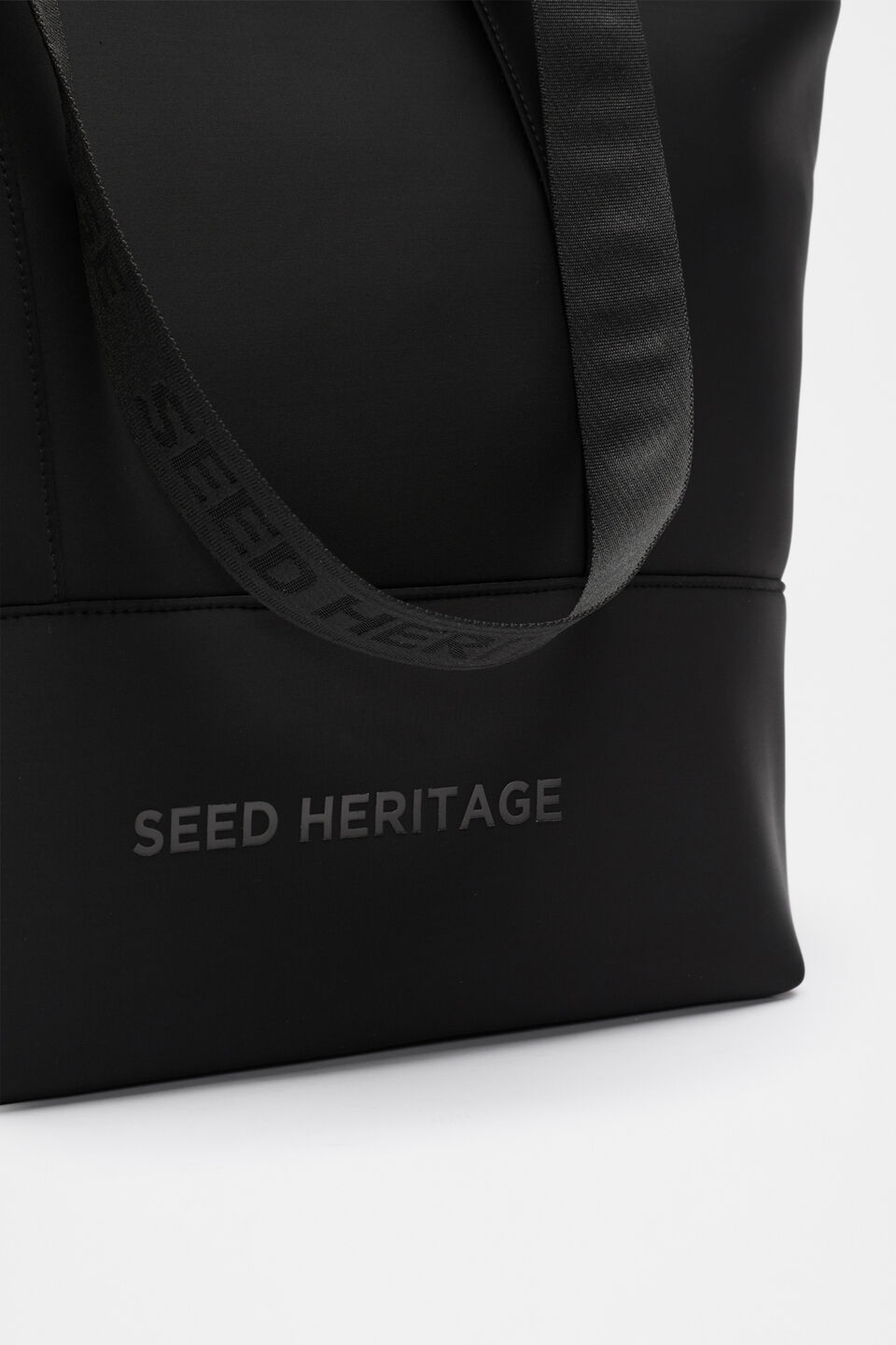 Seed Overnight Tech Tote  Black