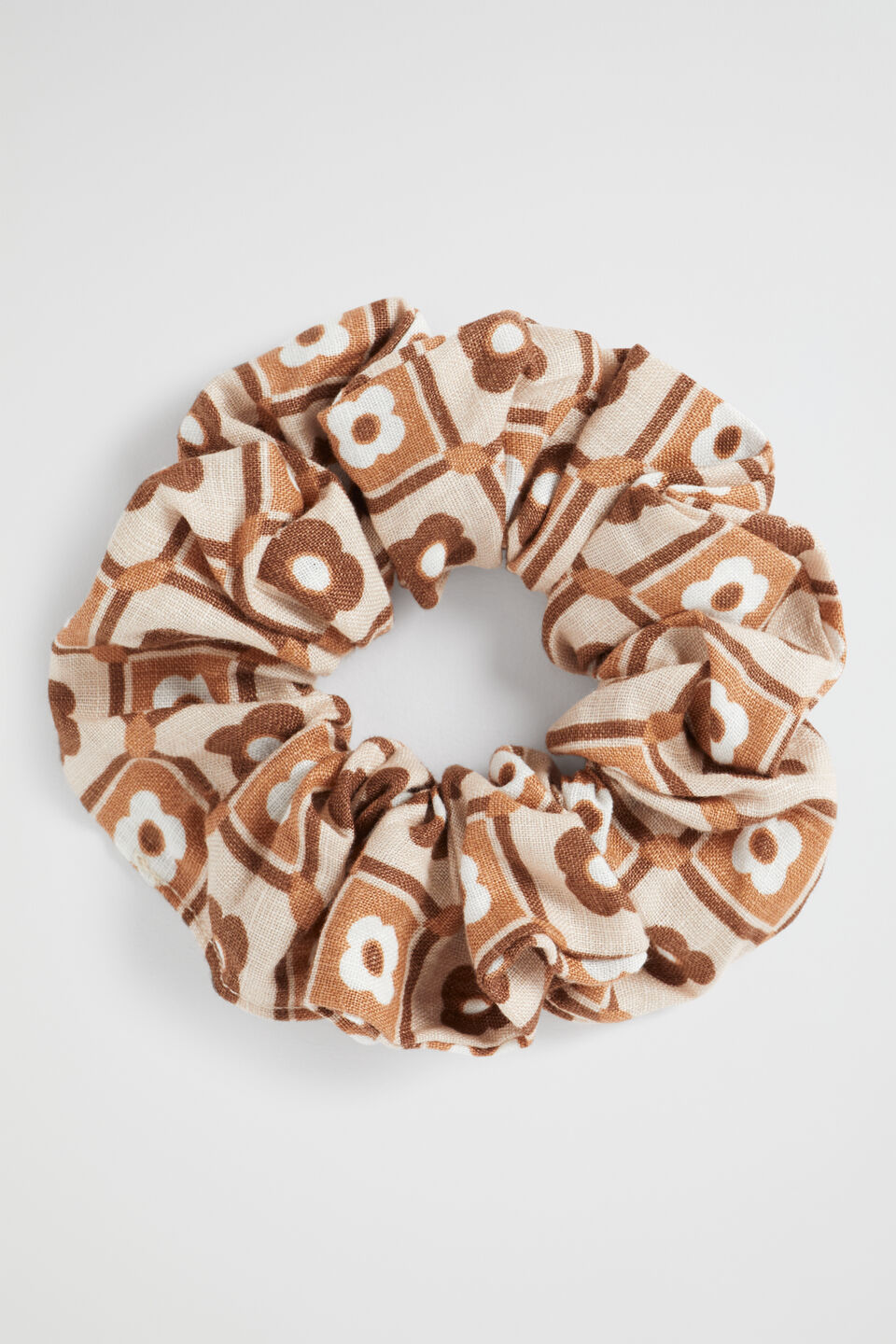 Retro Scrunchie  Auburn Brown Retro