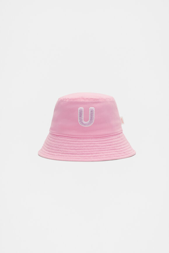 Initial Bucket Hat  U  hi-res