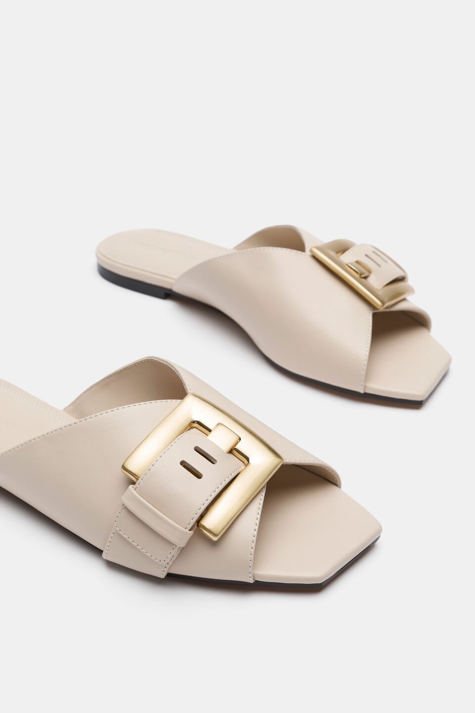 Kaya Buckle Slide  Oat