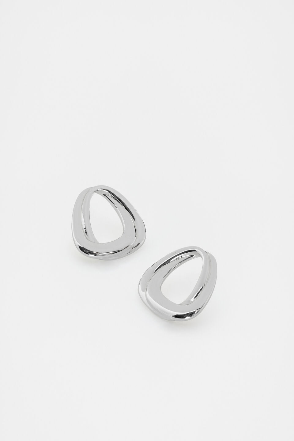 Looped Oval Earring  Silver