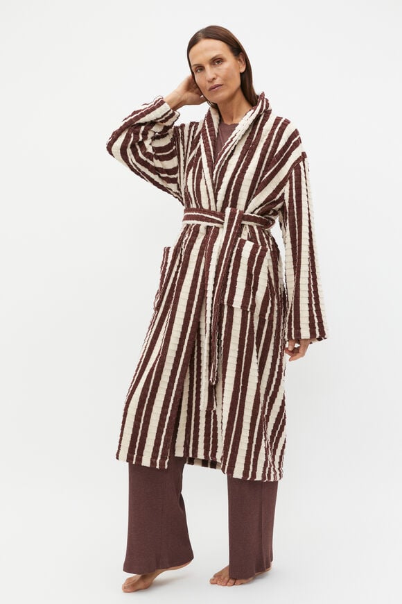 Pascoe Robe  Claret  hi-res