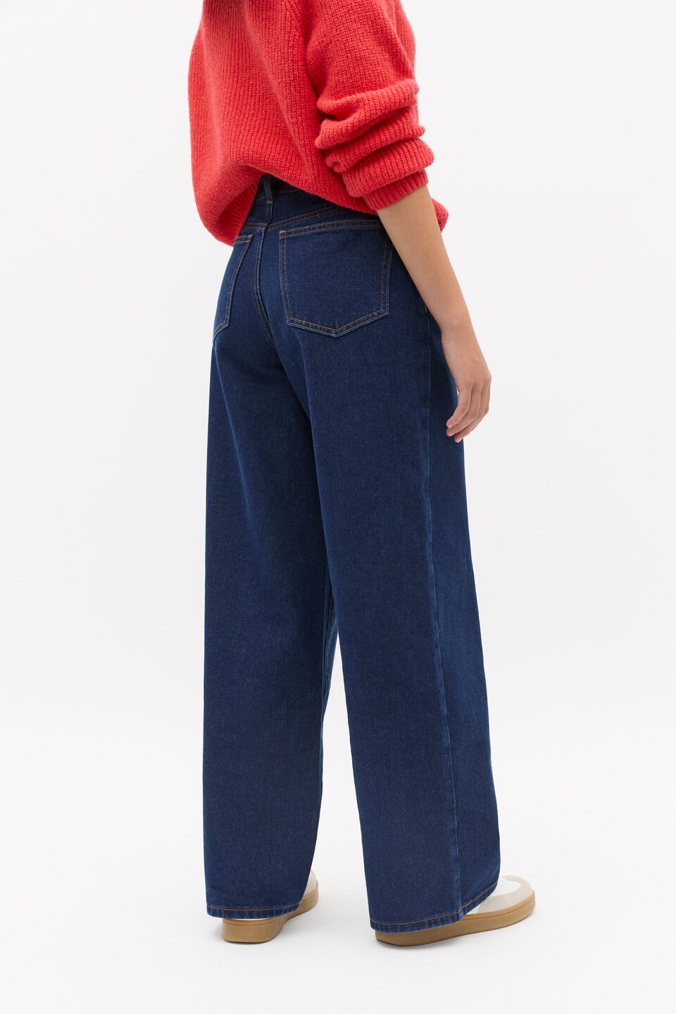 Essential Wide Leg Jean  Rinse Wash