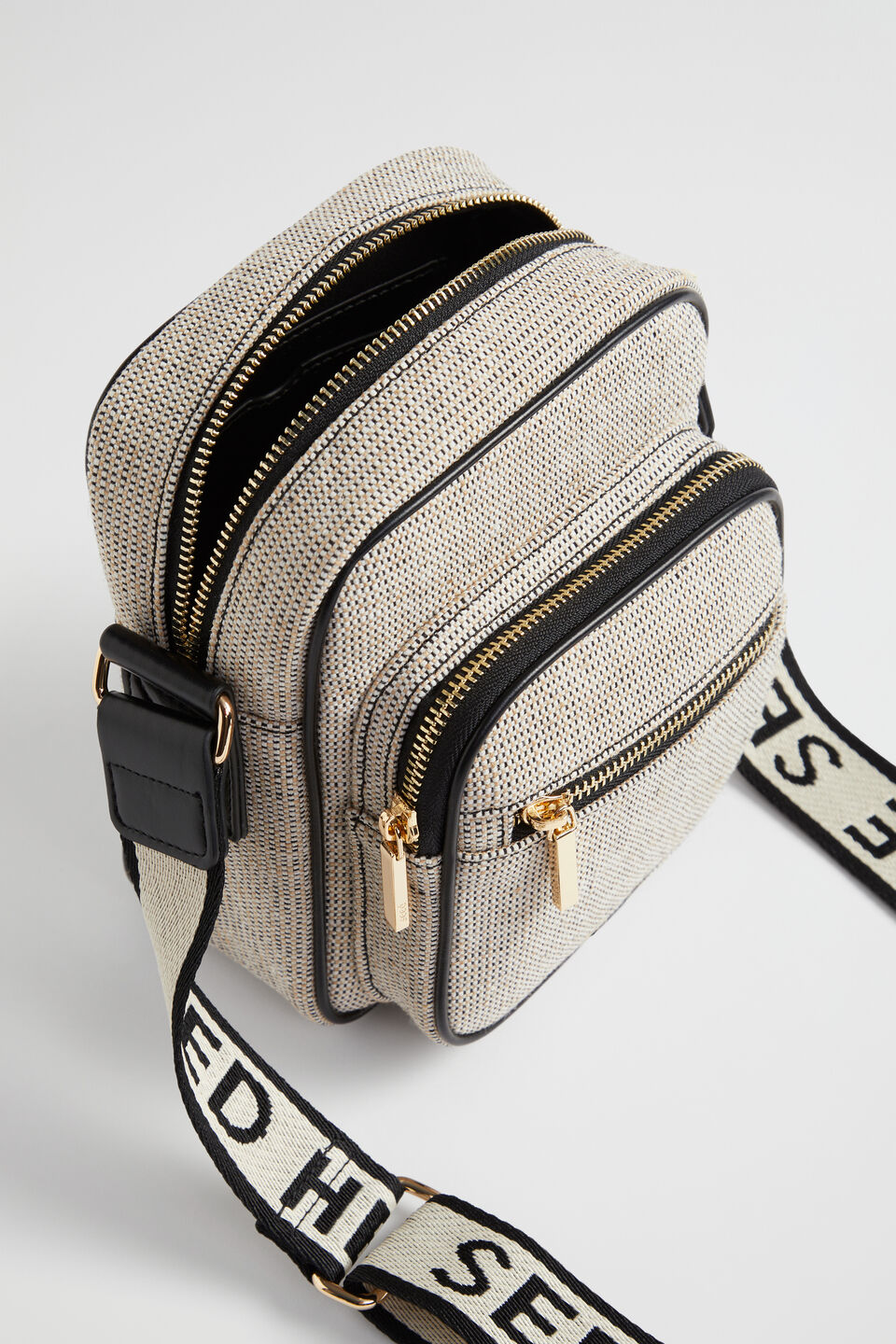 Seed Camera Bag  Black Natural