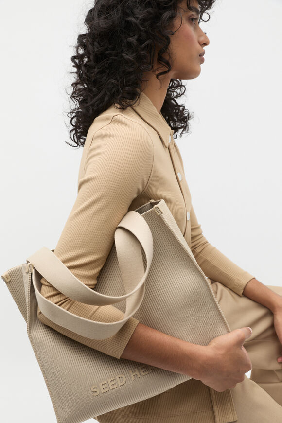 Small Knit Tote  Rye  hi-res