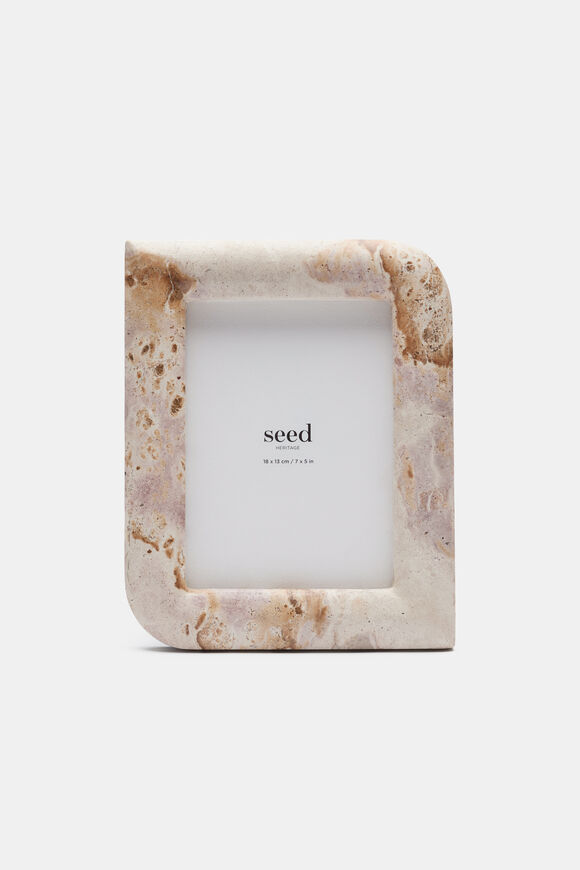 Nova Frame  Multi  hi-res