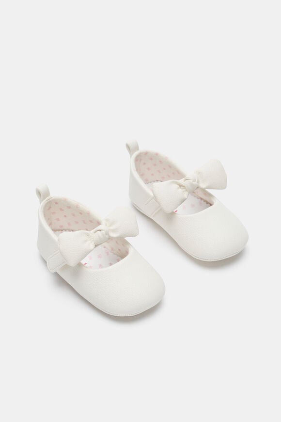 Mini Knot Bow Ballet  Classic Cream  hi-res