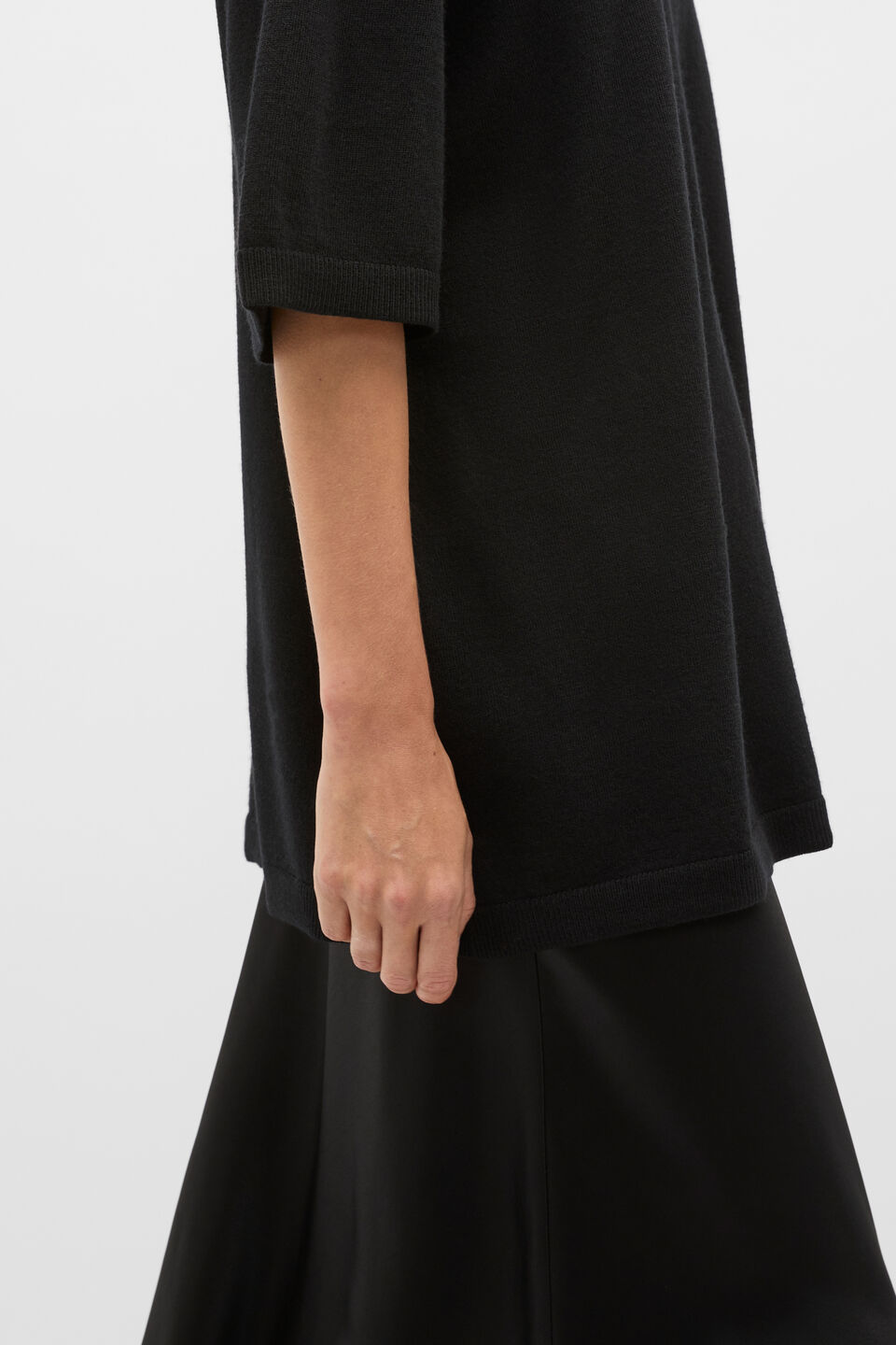 Australian Merino Oversized Tee  Black