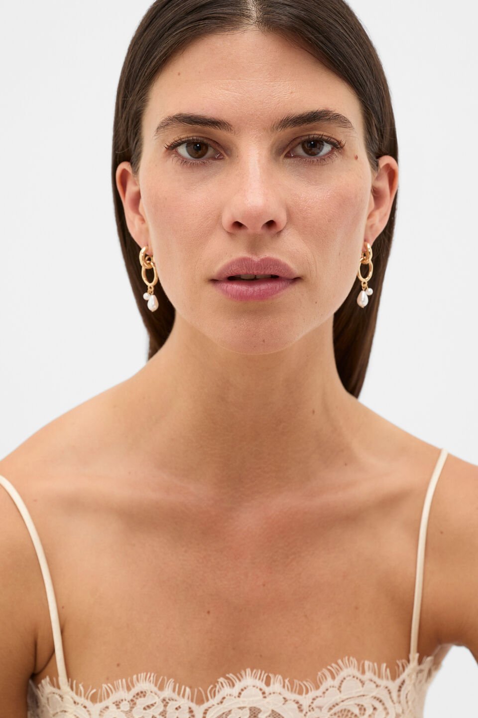 Pearl Drop Link Earring  Gold