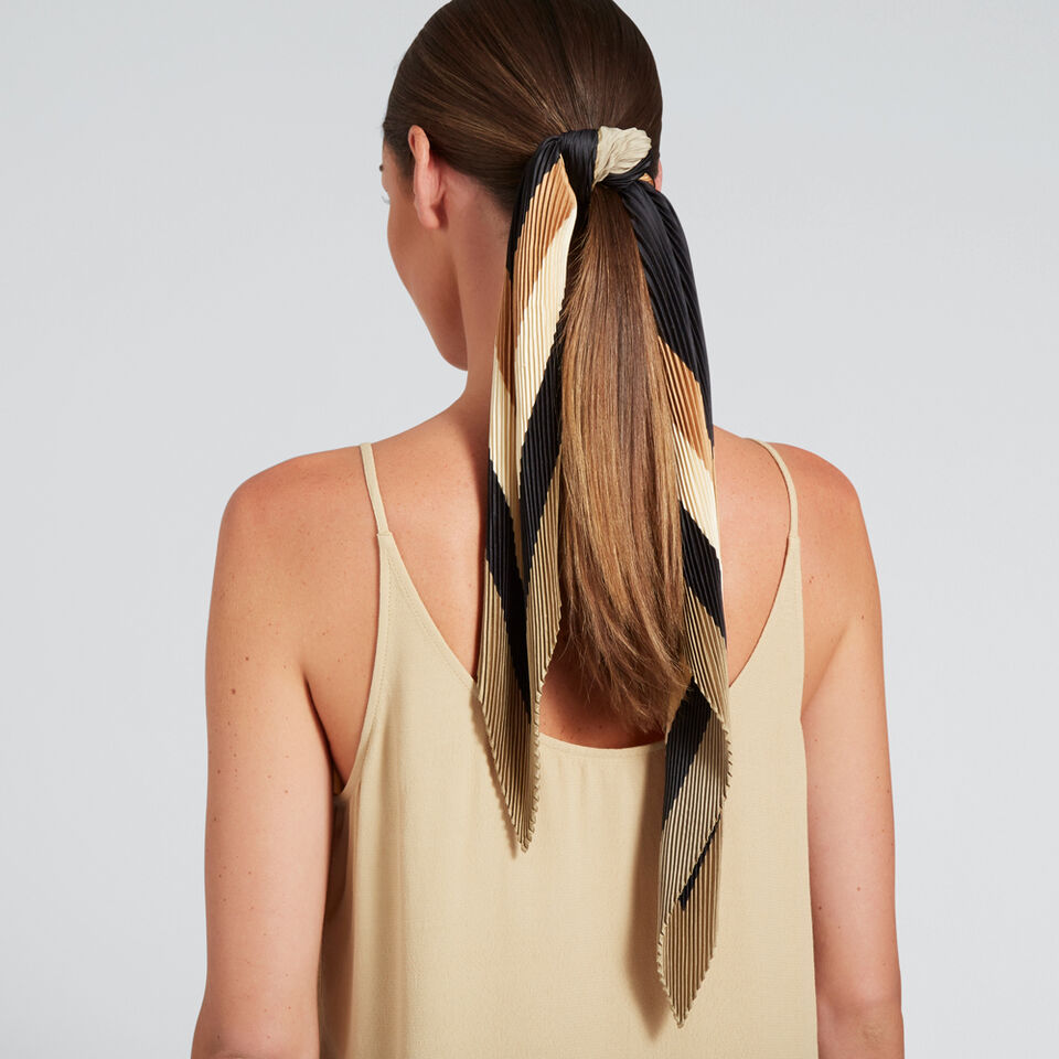 Pleated Square Neck Scarf  