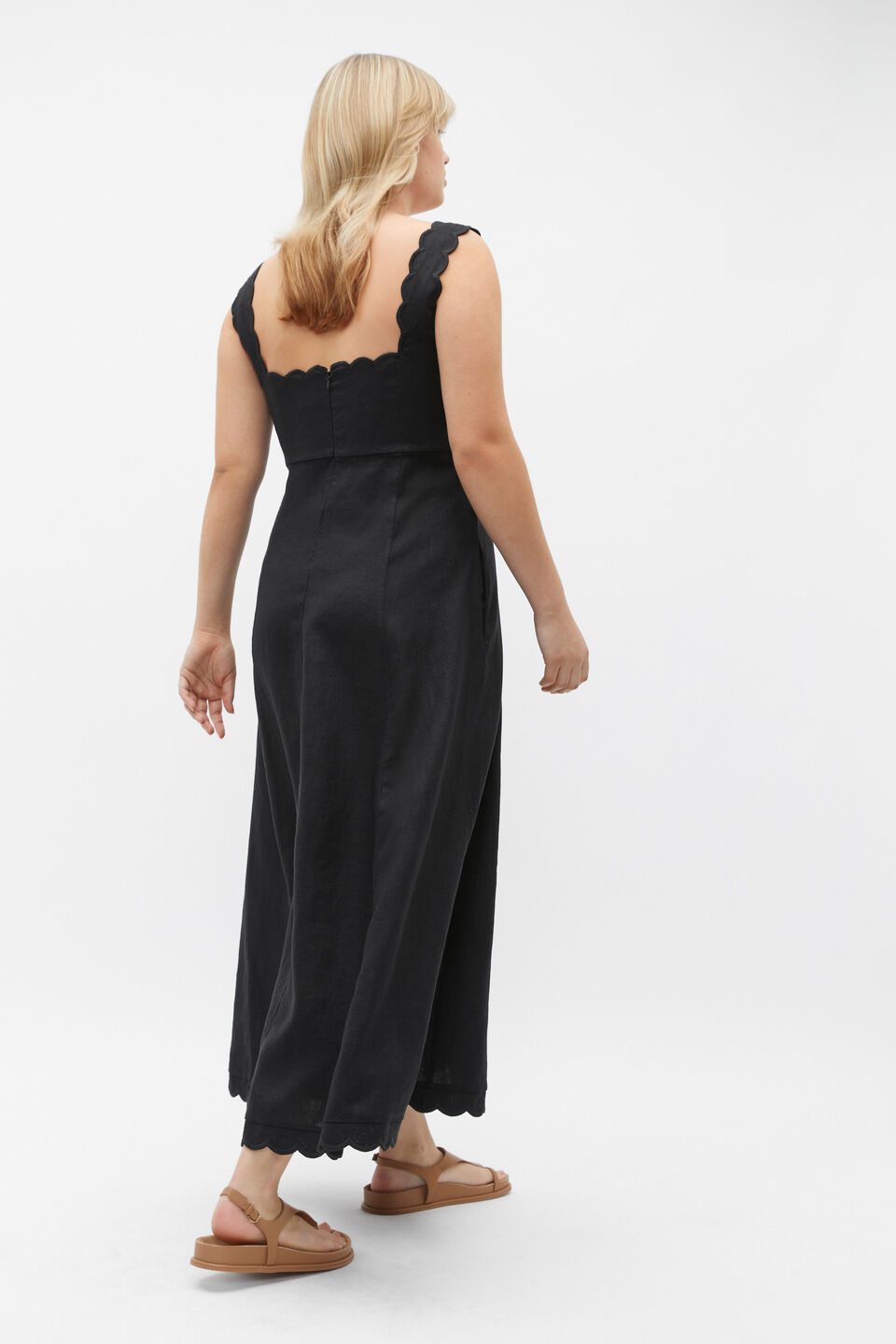 Scallop Swing Midi Dress  Black