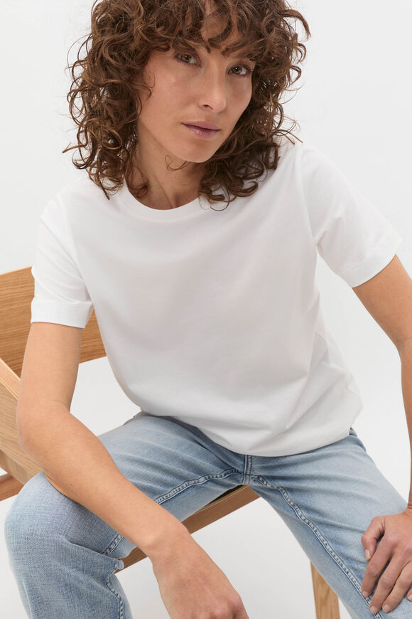 Core Neat Tee  Whisper White  hi-res