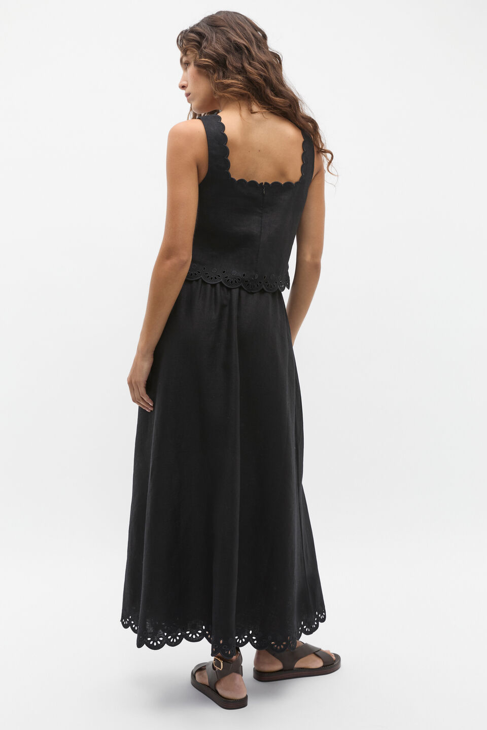 Scallop Broderie Shell Top  Black