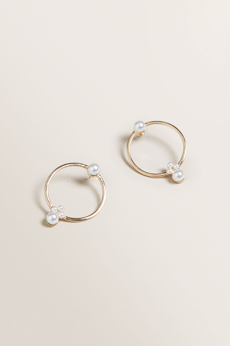 Round Pearl Earrings  9