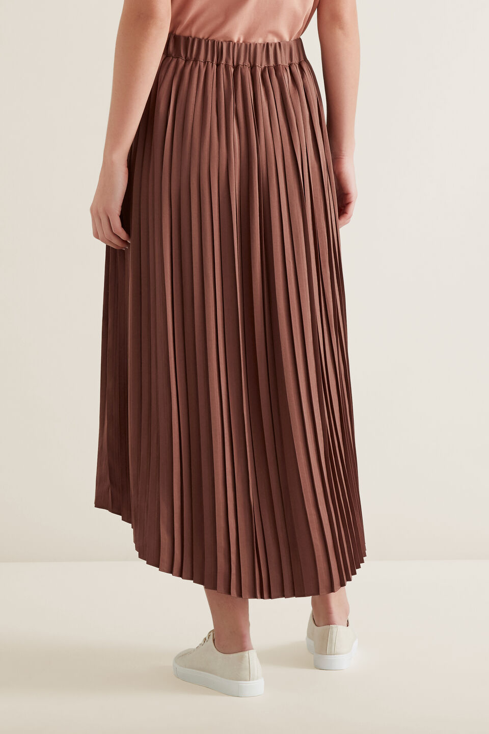 Hi-Lo Pleated Skirt  
