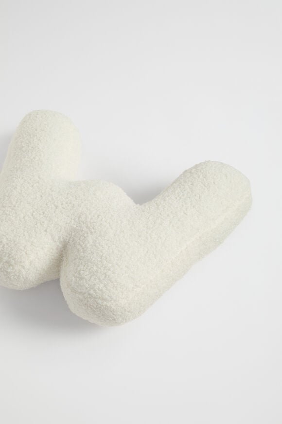 Teddy Initial Cushion Creme  W  hi-res