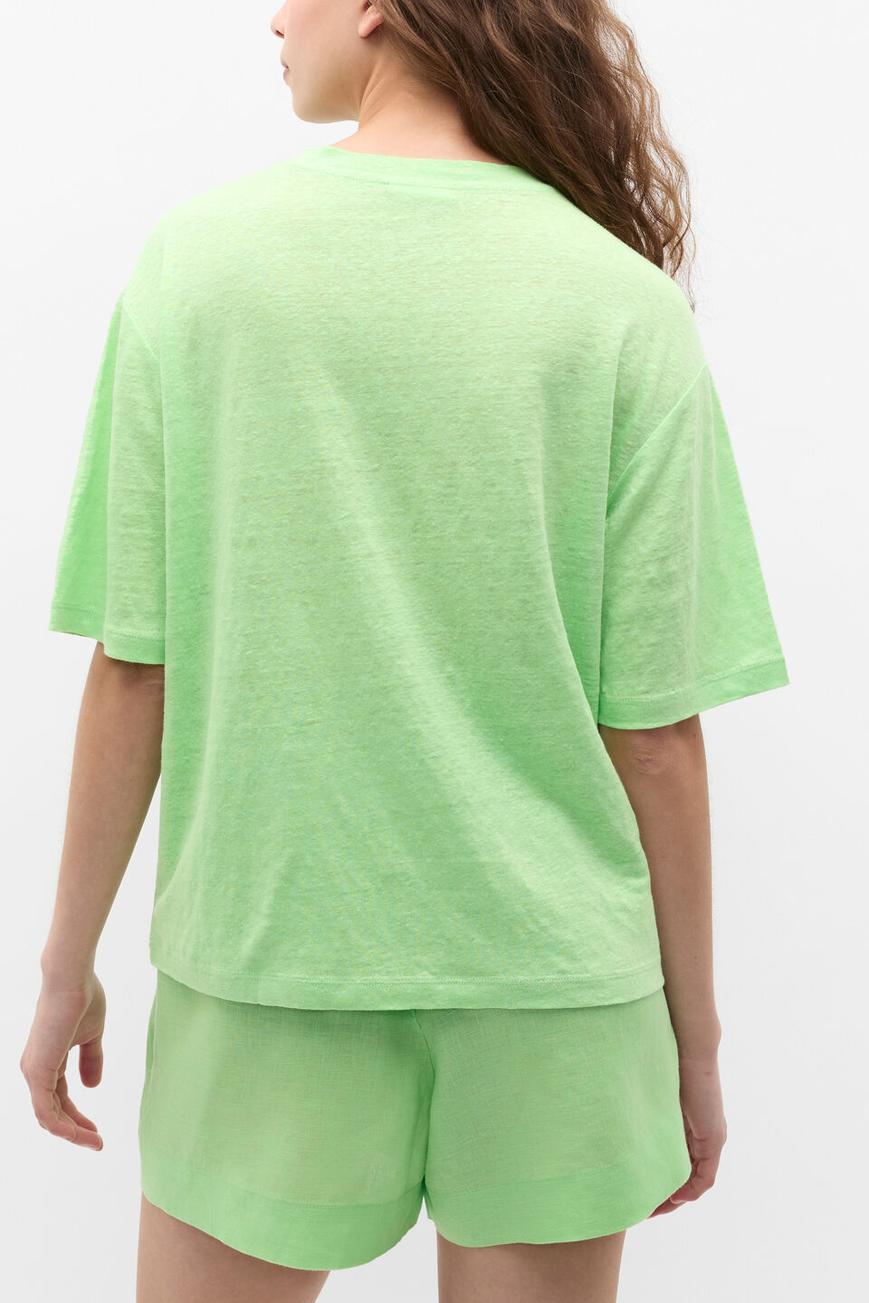 Linen Relaxed Tee  Green Apple