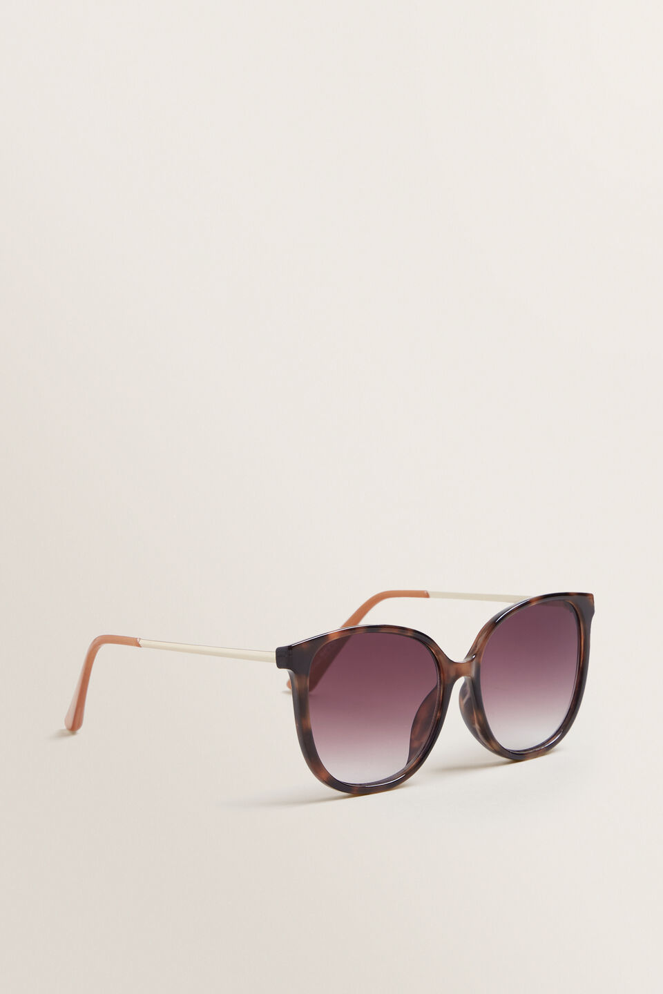 Ness Round Sunglasses  