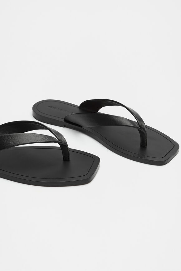 Kenna Leather Flip Flop  Black  hi-res