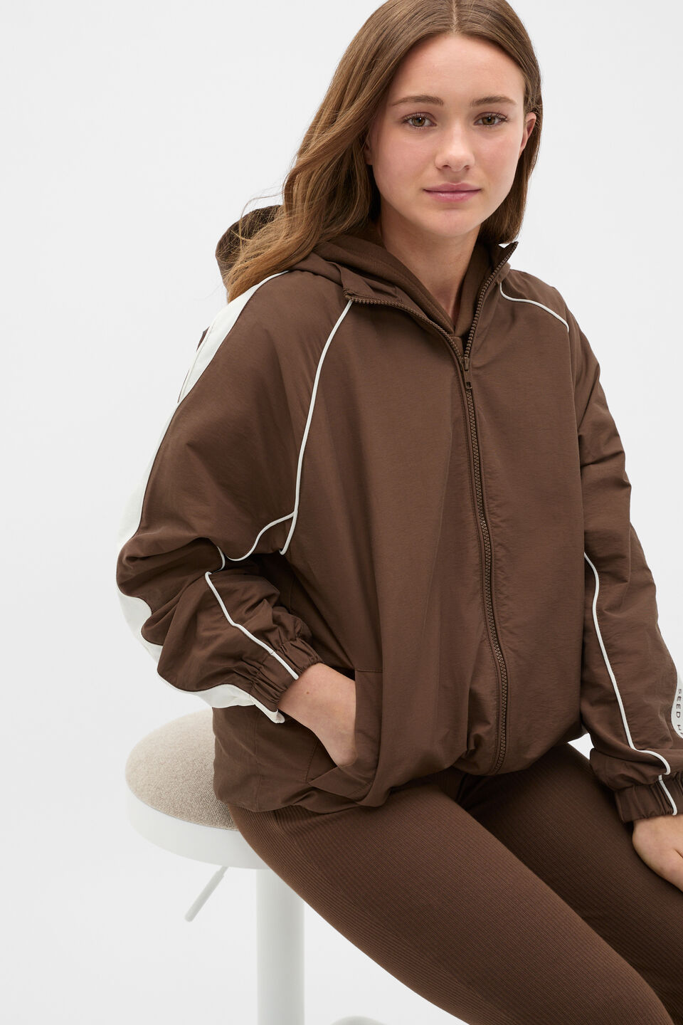 Sporty Spray Jacket  Chocolate