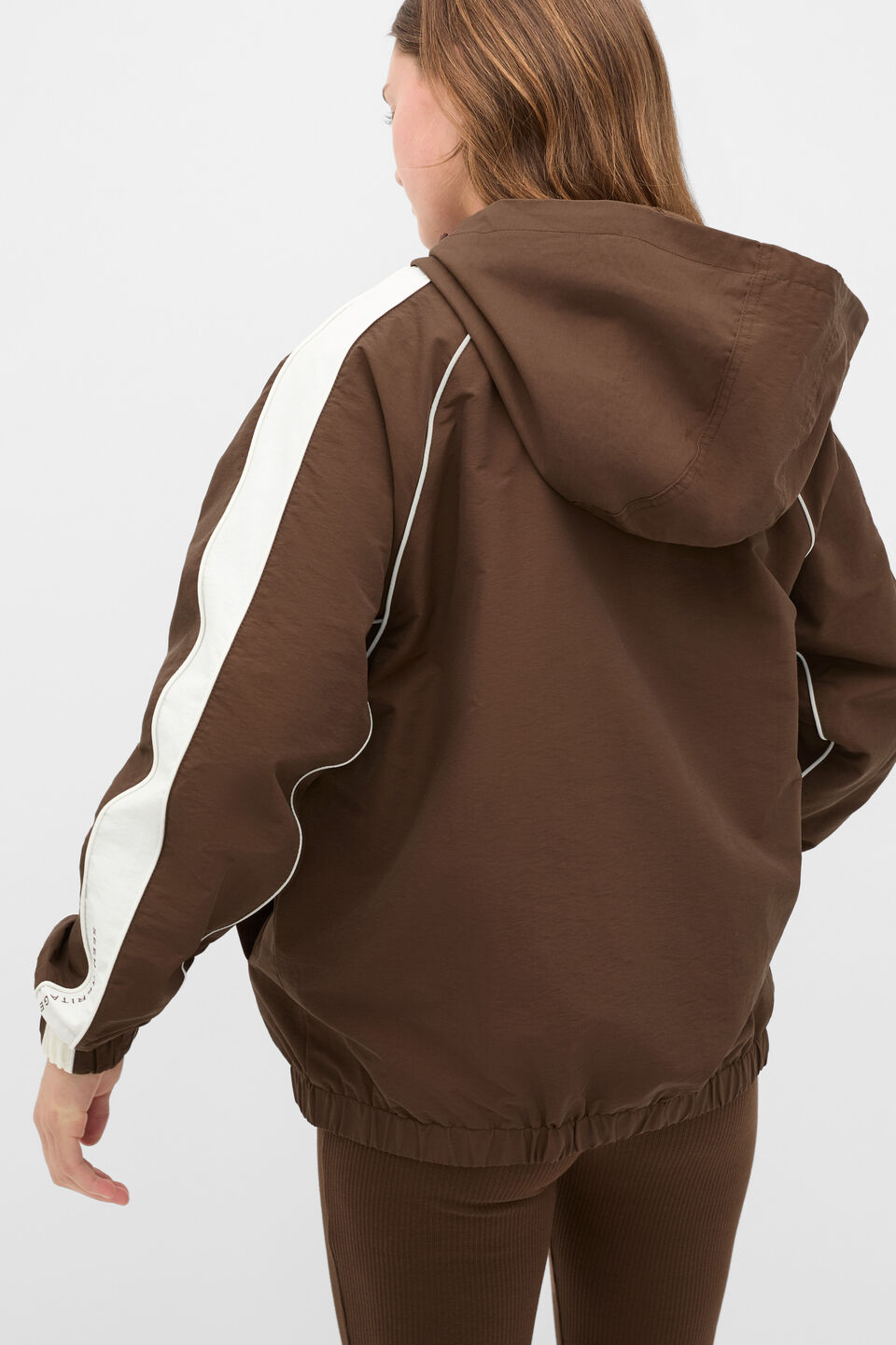 Sporty Spray Jacket  Chocolate