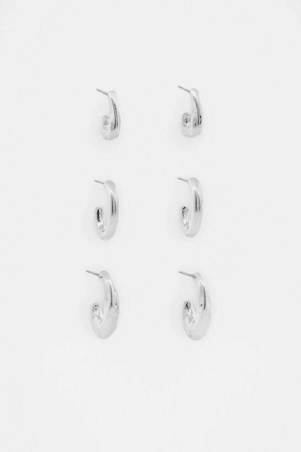 Sculptural Twist Ear Pack  Silver