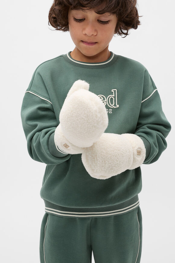 Cosy Mittens  Classic Cream  hi-res