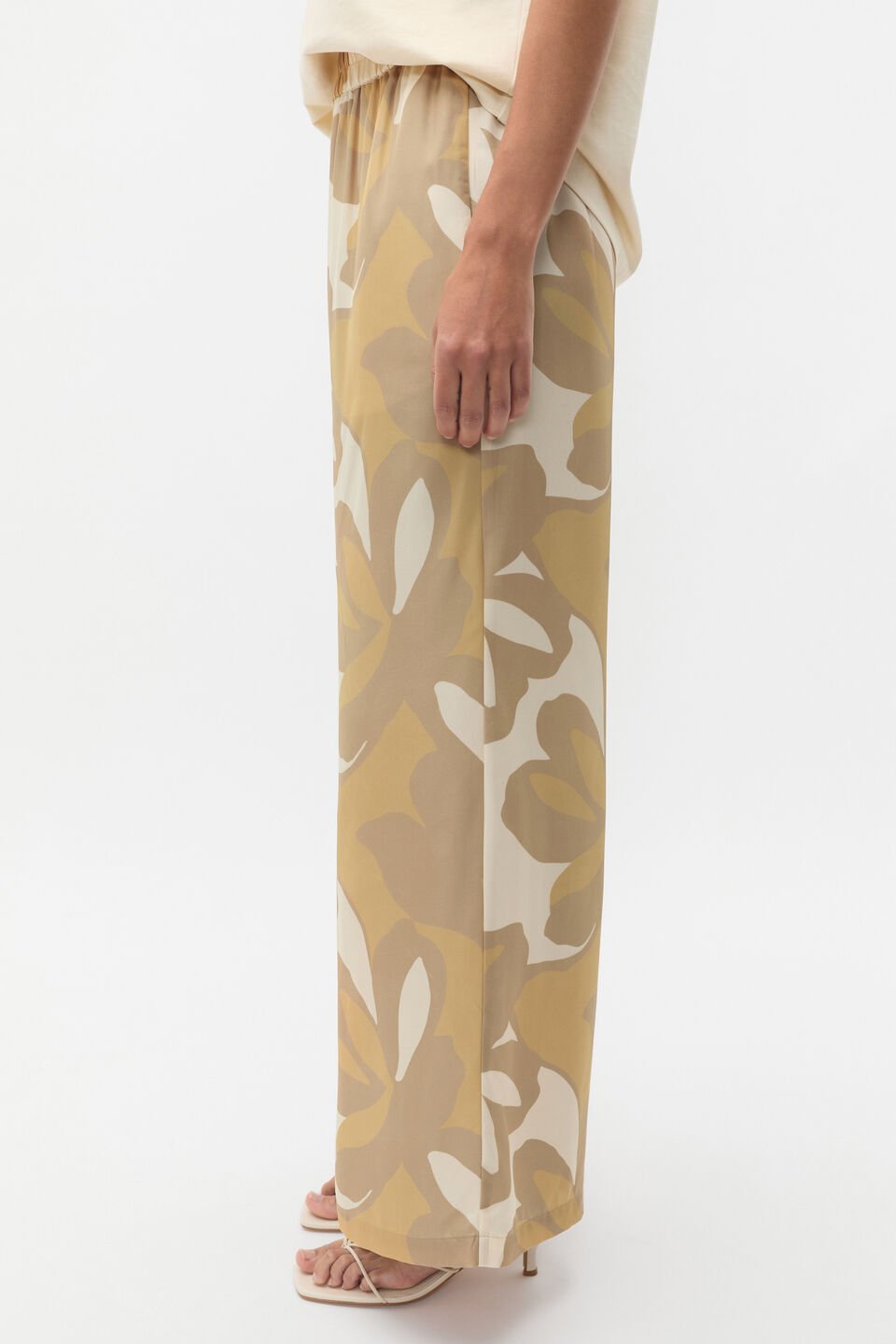 Satin Printed Pant  Multi