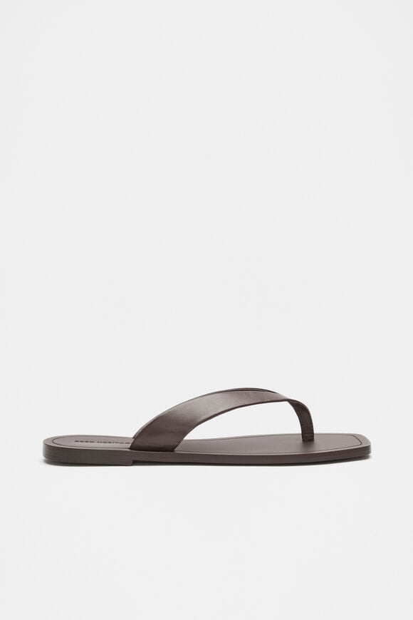 Kenna Leather Flip Flop  Chocolate  hi-res